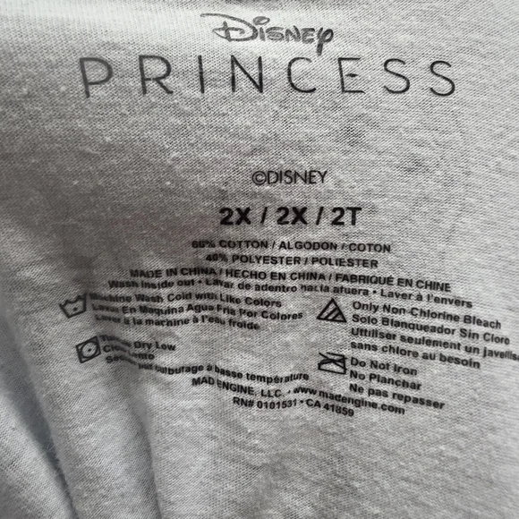 Gray Disney Princess T-shirt Size 2X - Picture 4 of 4